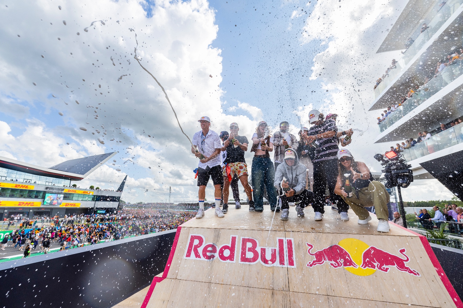 RBPolePositionChampagne